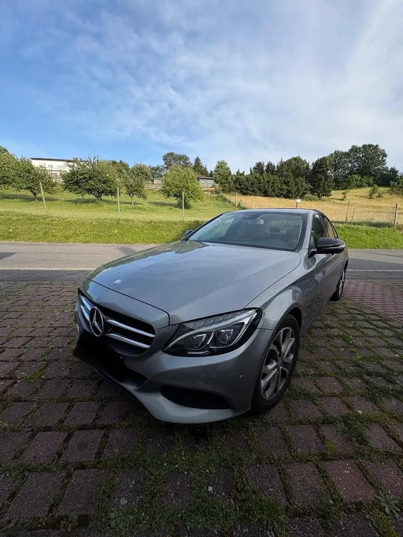 Mercedes-Benz C 250 Lim. Burmester, Schiebedach, Night Paket Gris - 2