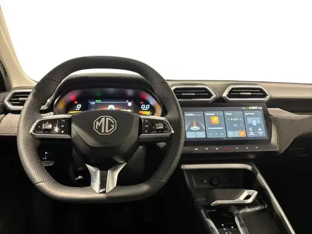 MG ZS view 14