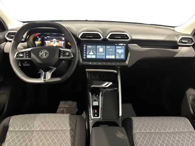 MG ZS view 13