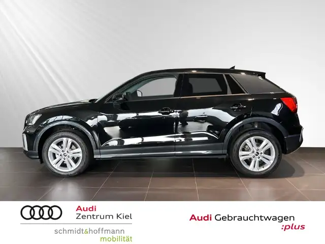 Audi Q2 view 3