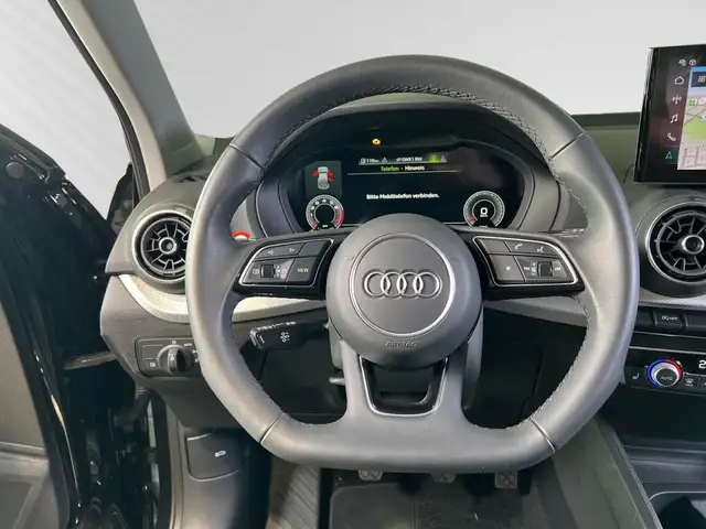 Audi Q2 view 13