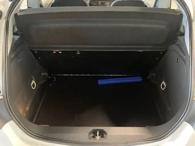 Opel Corsa view 8