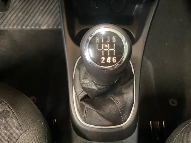 Opel Corsa view 10