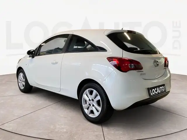 Opel Corsa view 4