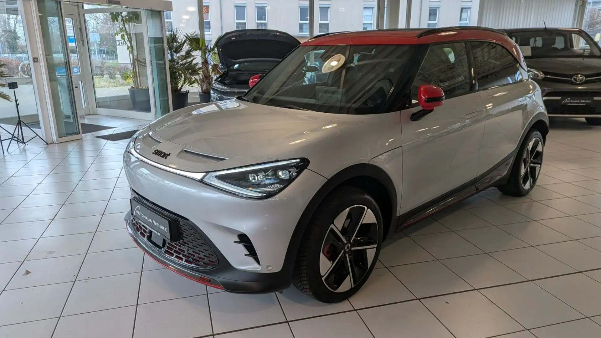 smart #1 Brabus *Panoramadach*LED*360°-Kamera*SHZ*LHZ* Silber - 1