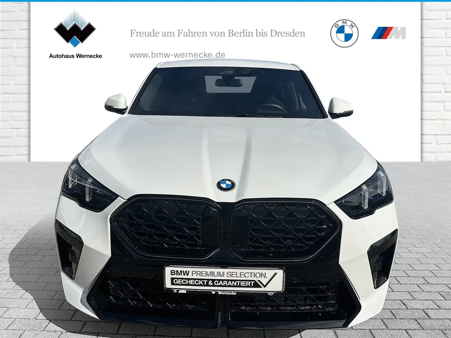 BMW X2 sDrive20i M Sportpaket Head-Up HK HiFi DAB Wit - 2