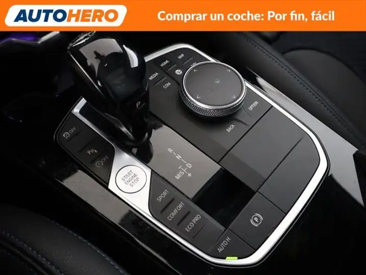 BMW Serie 1 2020, foto 30