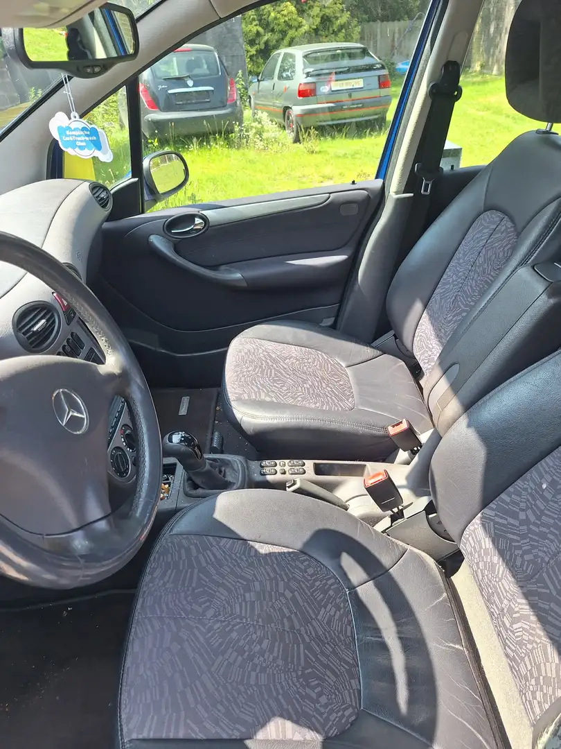 Mercedes-Benz A 190 A 190 Avantgarde Blauw - 2