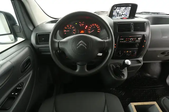 Citroen Jumpy view 2