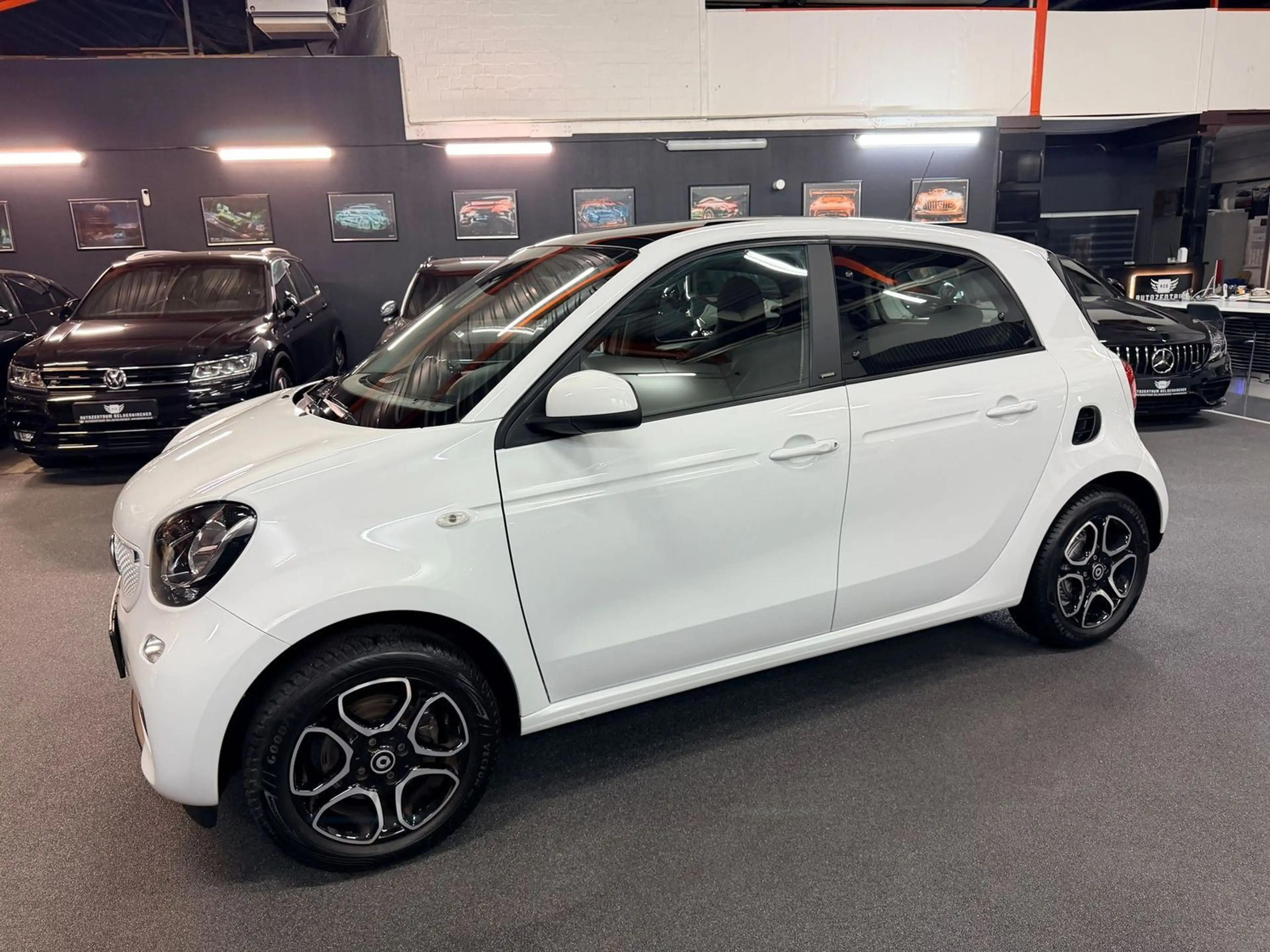 smart forFour forFour passion 66 kW cool&Audio/Panorama/Klim — photo 3