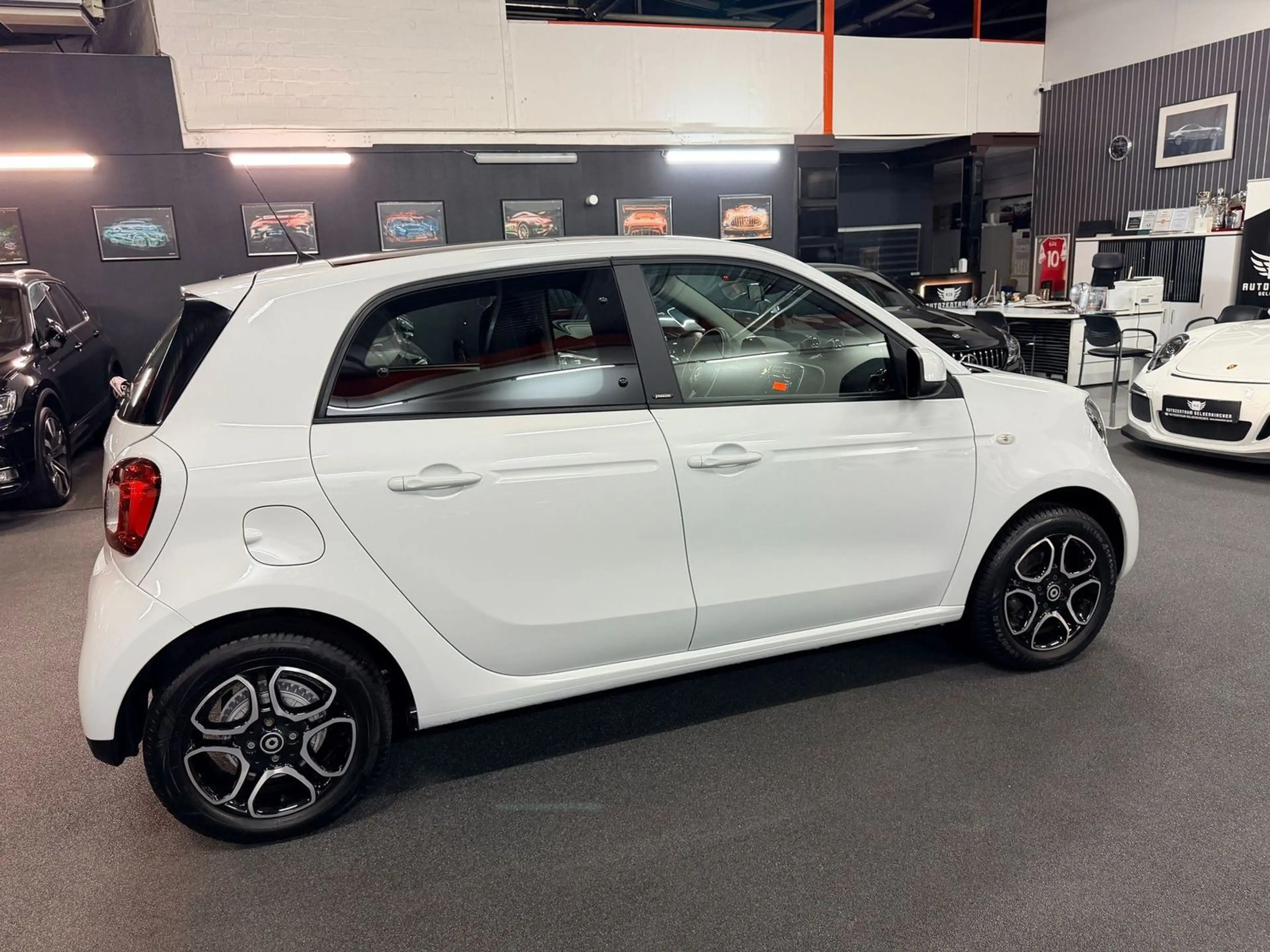 smart forFour forFour passion 66 kW cool&Audio/Panorama/Klim — photo 12