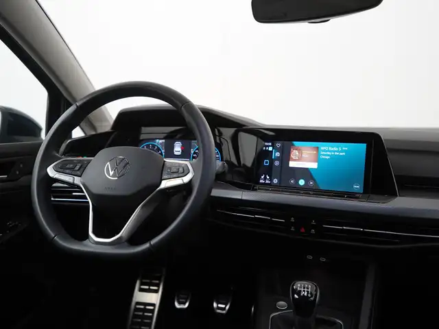 Volkswagen Golf view 6