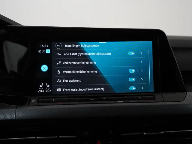 Volkswagen Golf view 20