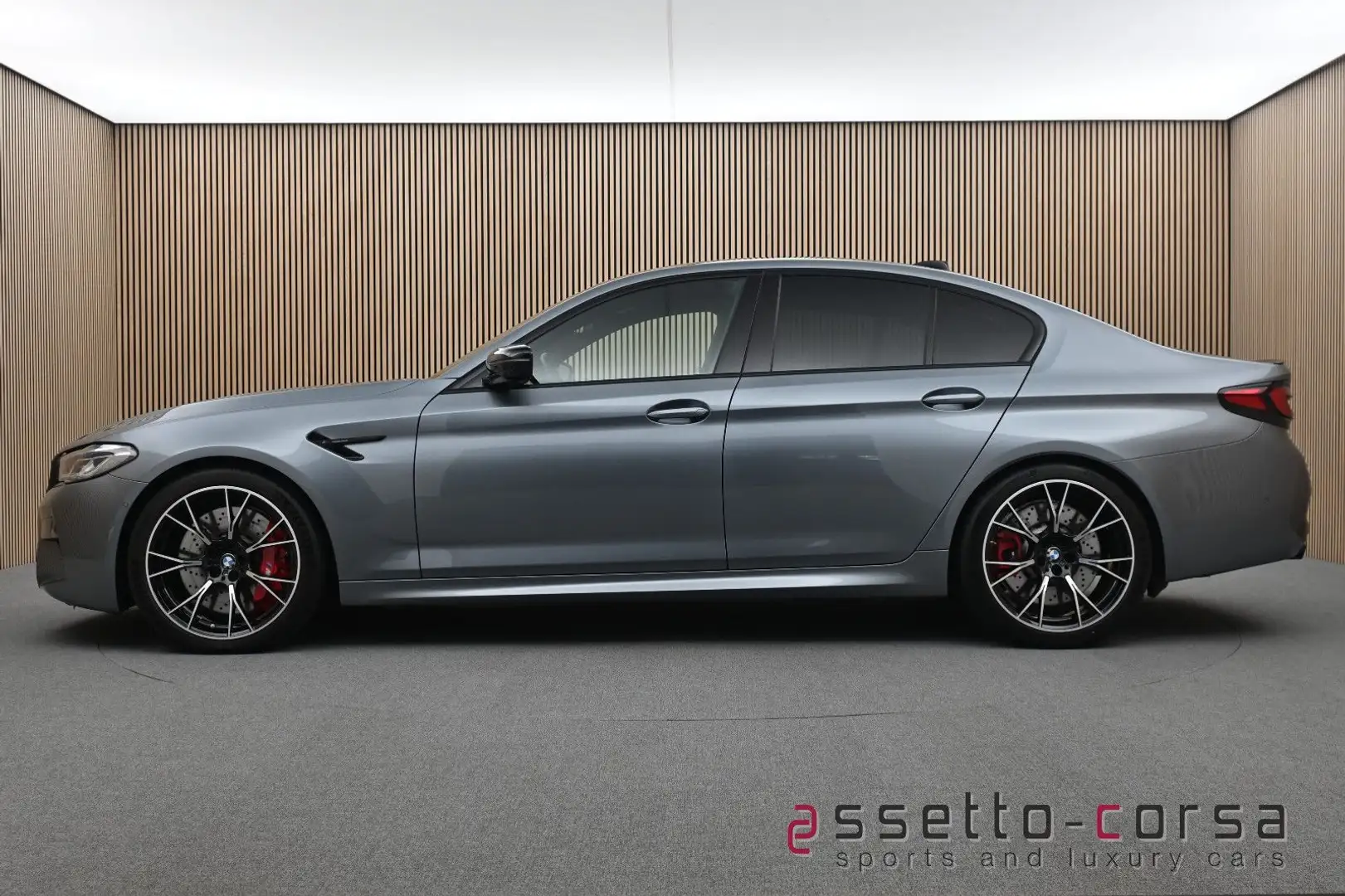BMW M5 Competition*AHK*Sitzbelüftung*Laser*1.Hand Szürke - 1