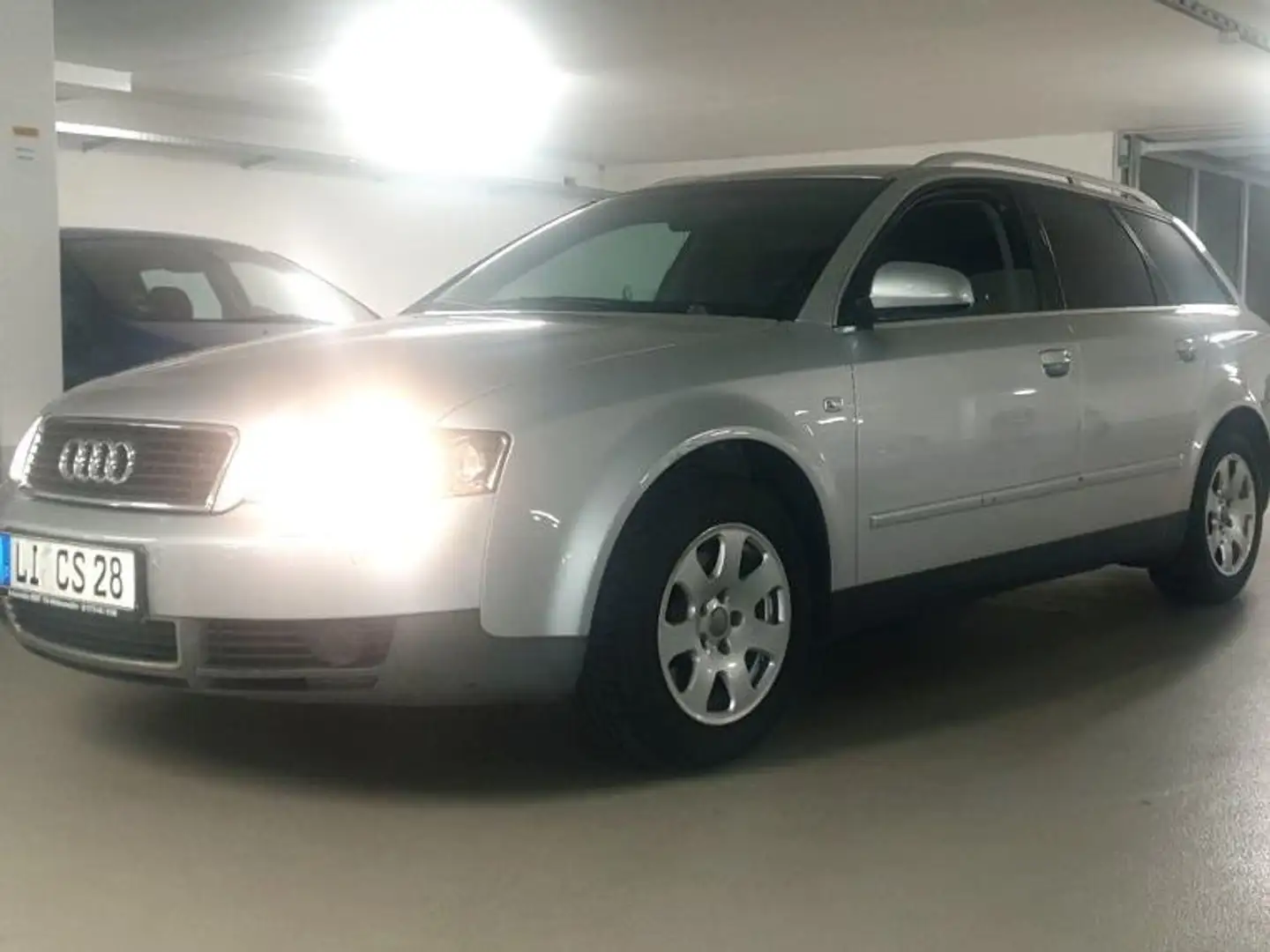 Audi A4 A4 Avant Silber - 1