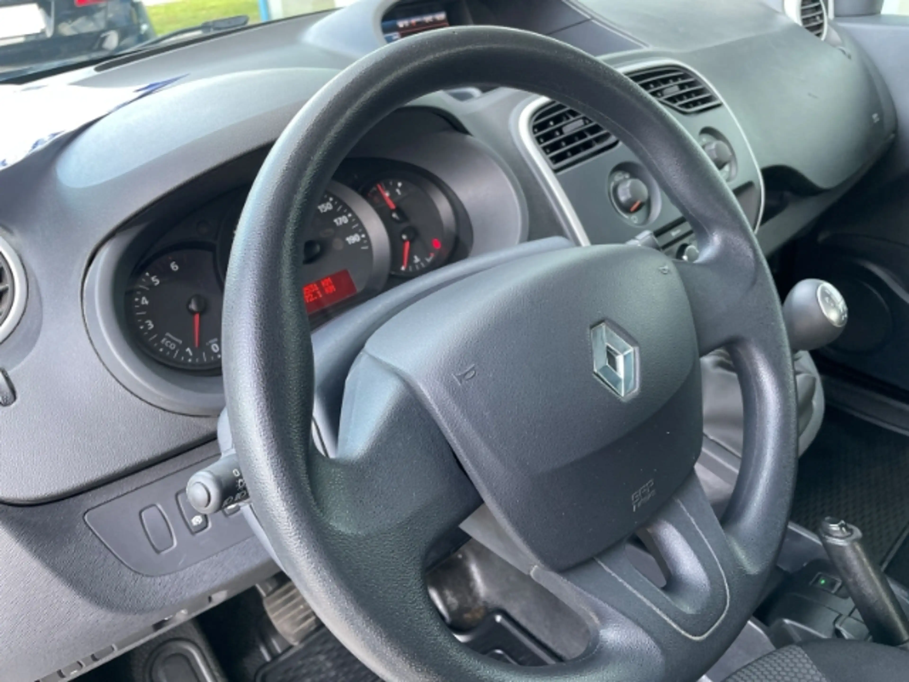Renault Kangoo 1.5 Blue dCi 95 Extra AHK, Navi, Einparkhilfe — photo 9