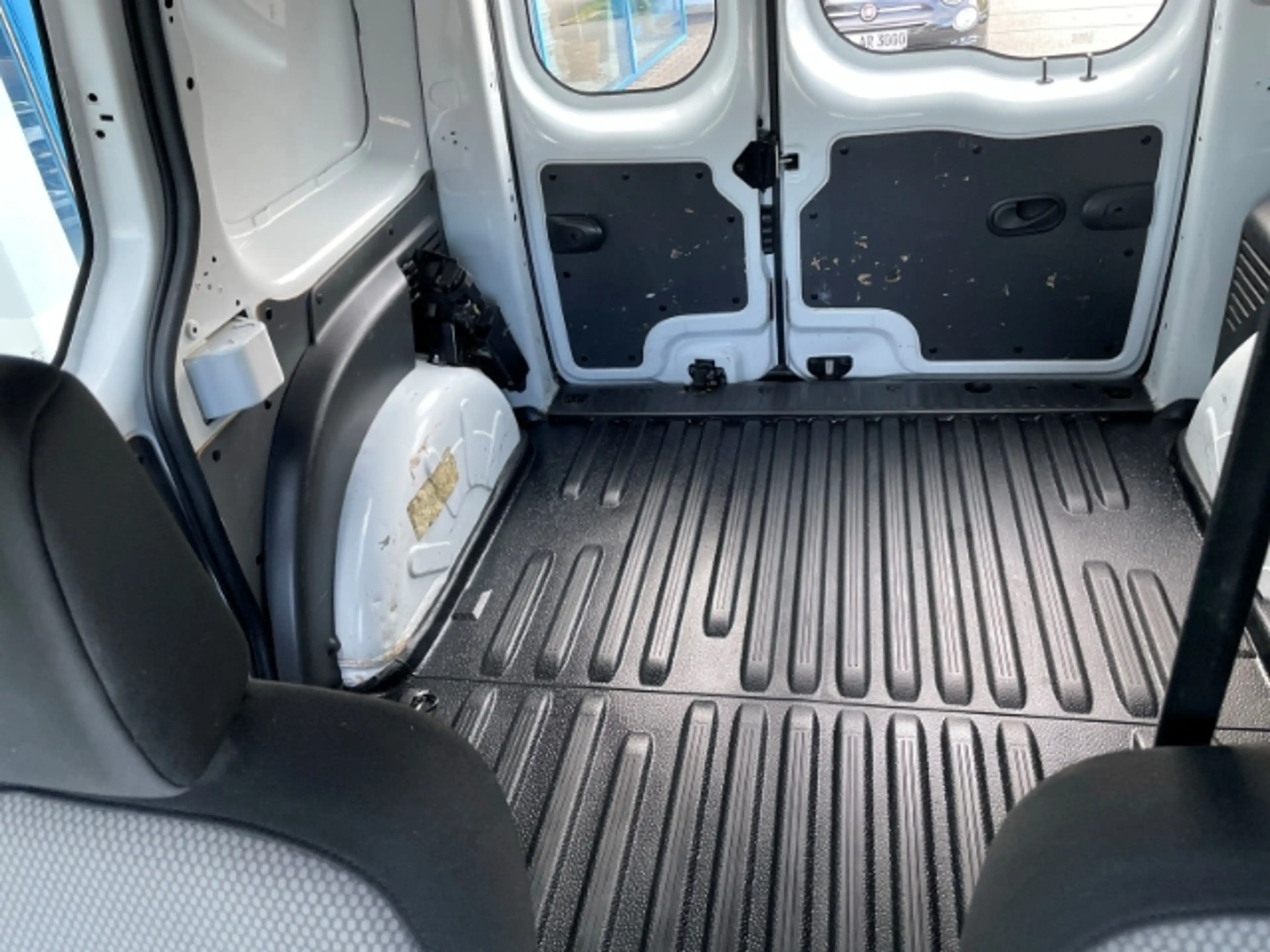 Renault Kangoo 1.5 Blue dCi 95 Extra AHK, Navi, Einparkhilfe — photo 12