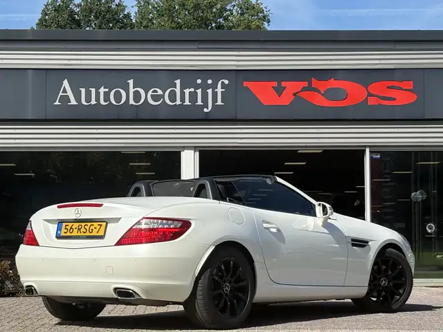 Mercedes-Benz SLK view 13