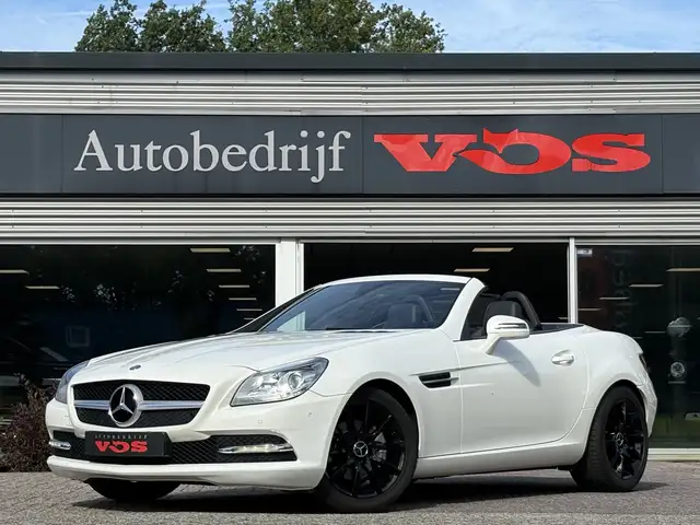 2011 Mercedes-Benz SLK in White for sale