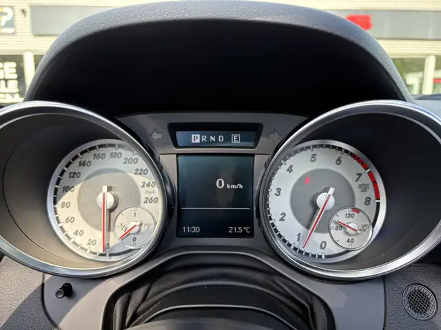 Mercedes-Benz SLK view 25