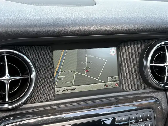 Mercedes-Benz SLK view 19