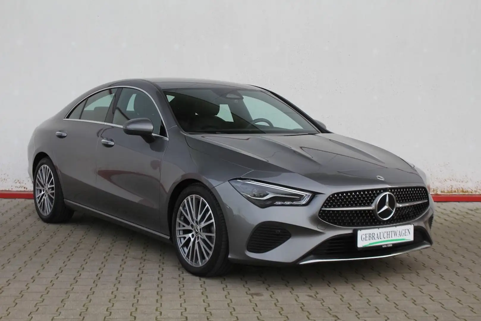 Mercedes-Benz CLA 180 d Coupé Cp. Progressive Line WideScreen Grau - 2