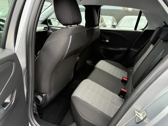 Opel Corsa view 13