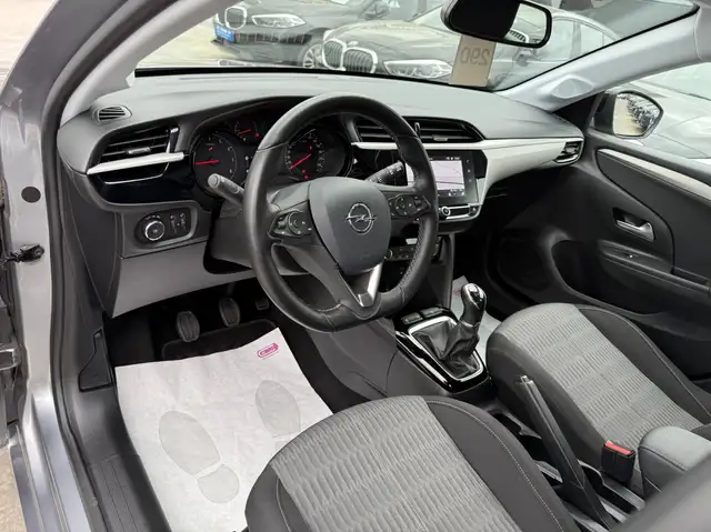 Opel Corsa view 12