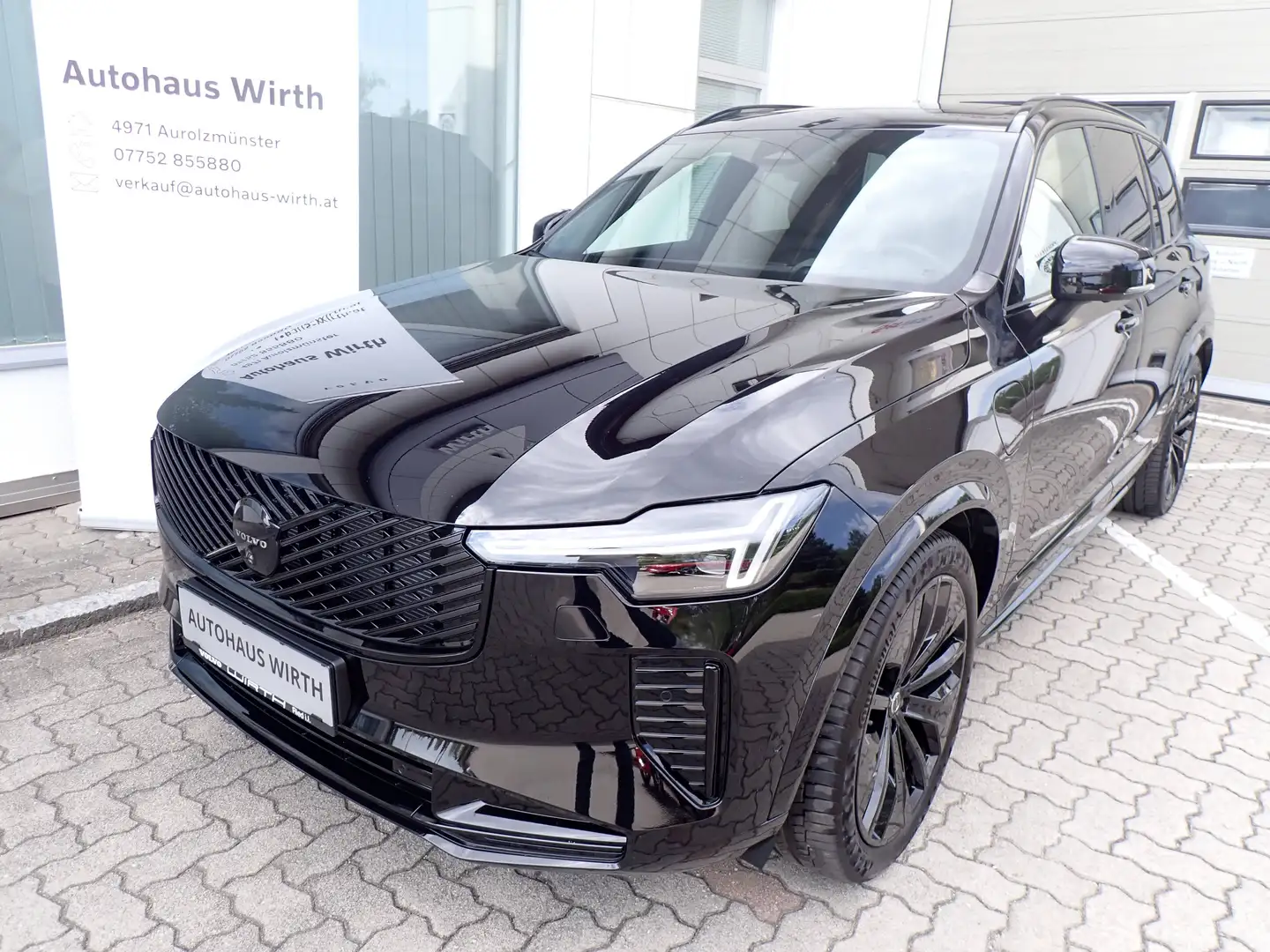 Volvo XC90 T8 AWD Ultra Black Edition / AHK / Luftfahrwerk Schwarz - 1