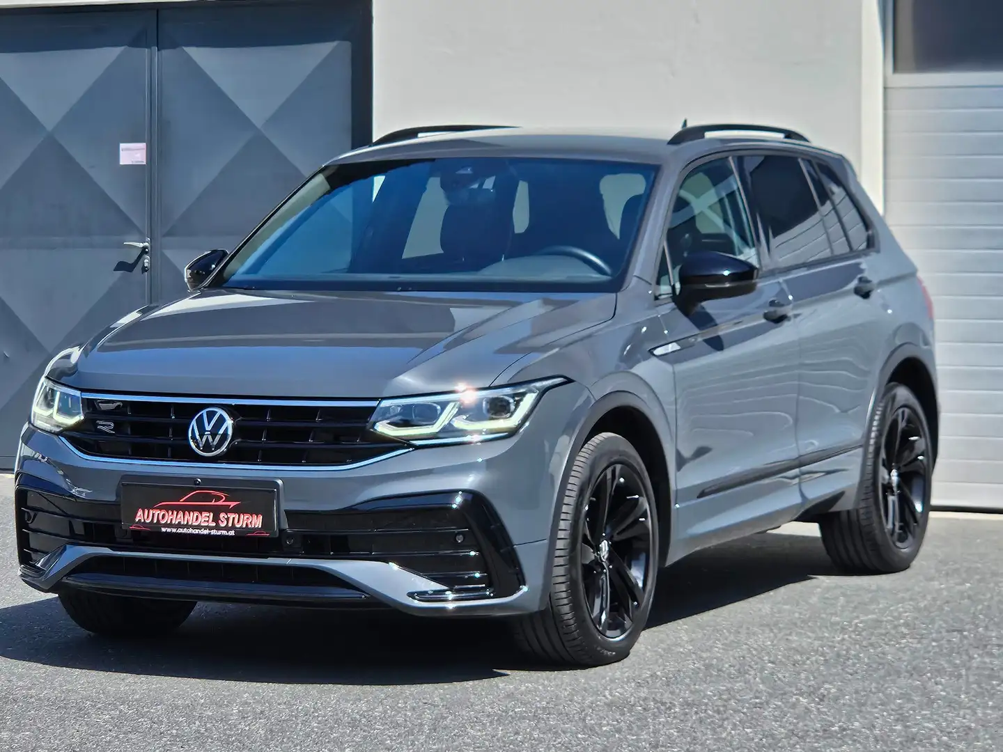 Volkswagen Tiguan 2,0TDI 4Motion 2xRLine DSG *BlackStyle*Matrix*DCC* Gris - 1