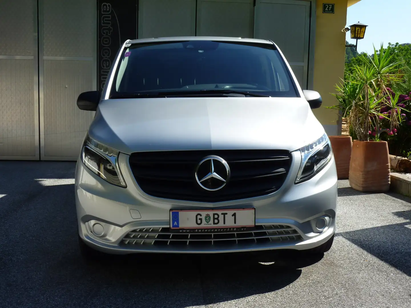Mercedes-Benz Vito 114 CDI lang  9 G-Aut. 2.0d *LED*AHK*Kamera* Silber - 2