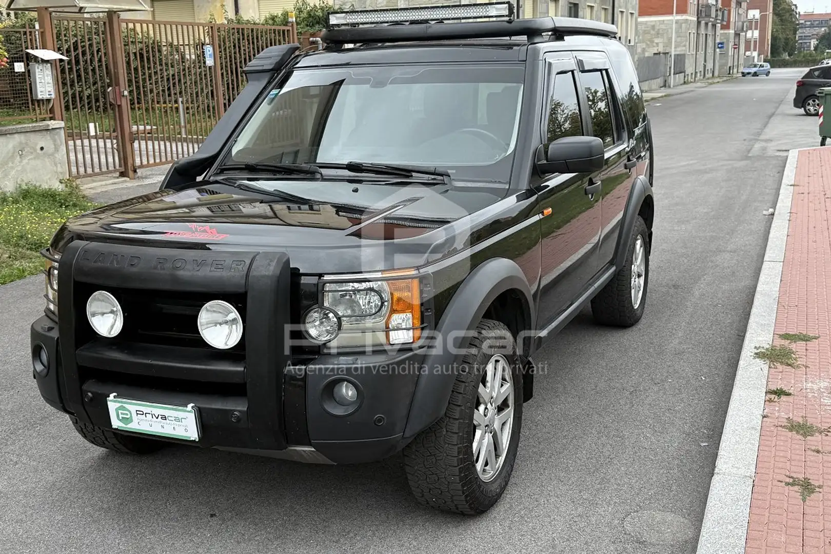 Land Rover Discovery Discovery 3 2.7 TDV6 SE Zwart - 1