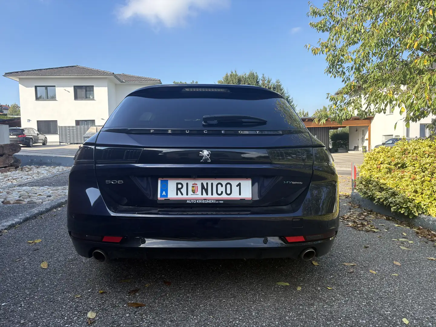 Peugeot 508 Hybrid 225 Allure Blau - 1