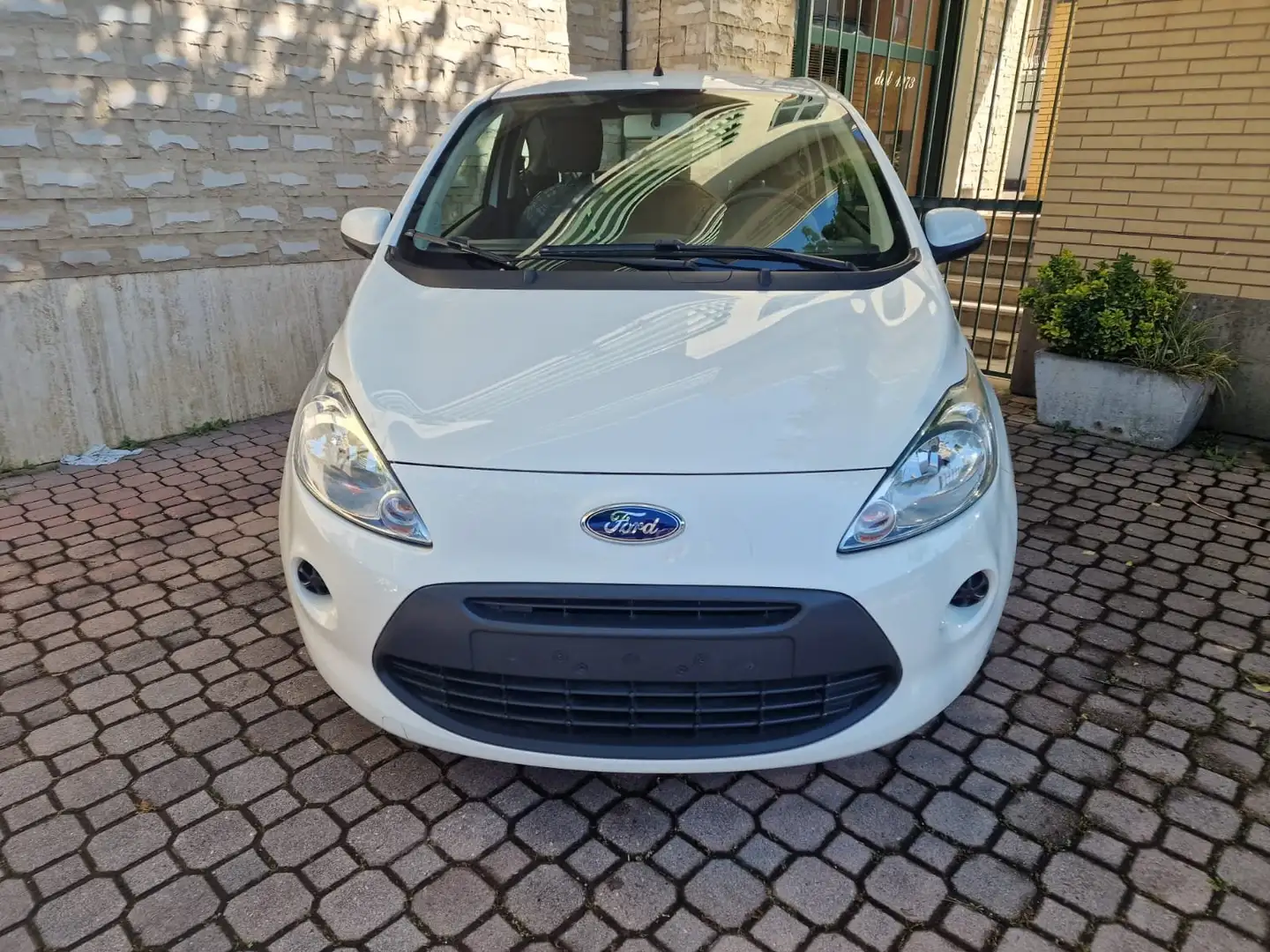 Ford Ka/Ka+ 1.2 69CV TITANIUM*16.000KM PARI AL NUOVO*GARANZIA* Bianco - 2