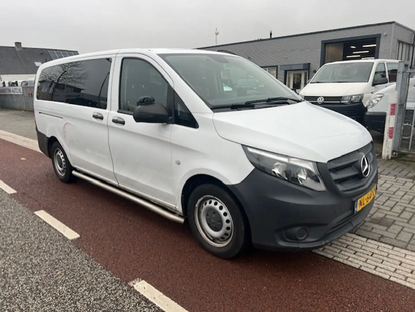 Mercedes-Benz Vito Tourer 116 CDI 120KW AUTOM. Lang KLIMA BRIEF 8P PK Blanc - 1