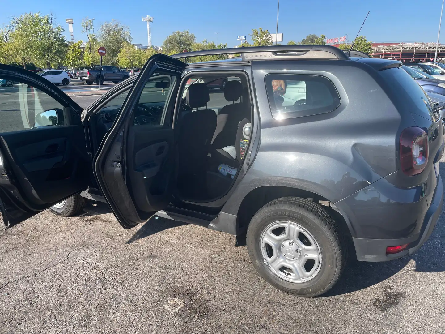 Dacia Duster Duster TCE GPF Essential 4x2 96kW Essential Gris - 2