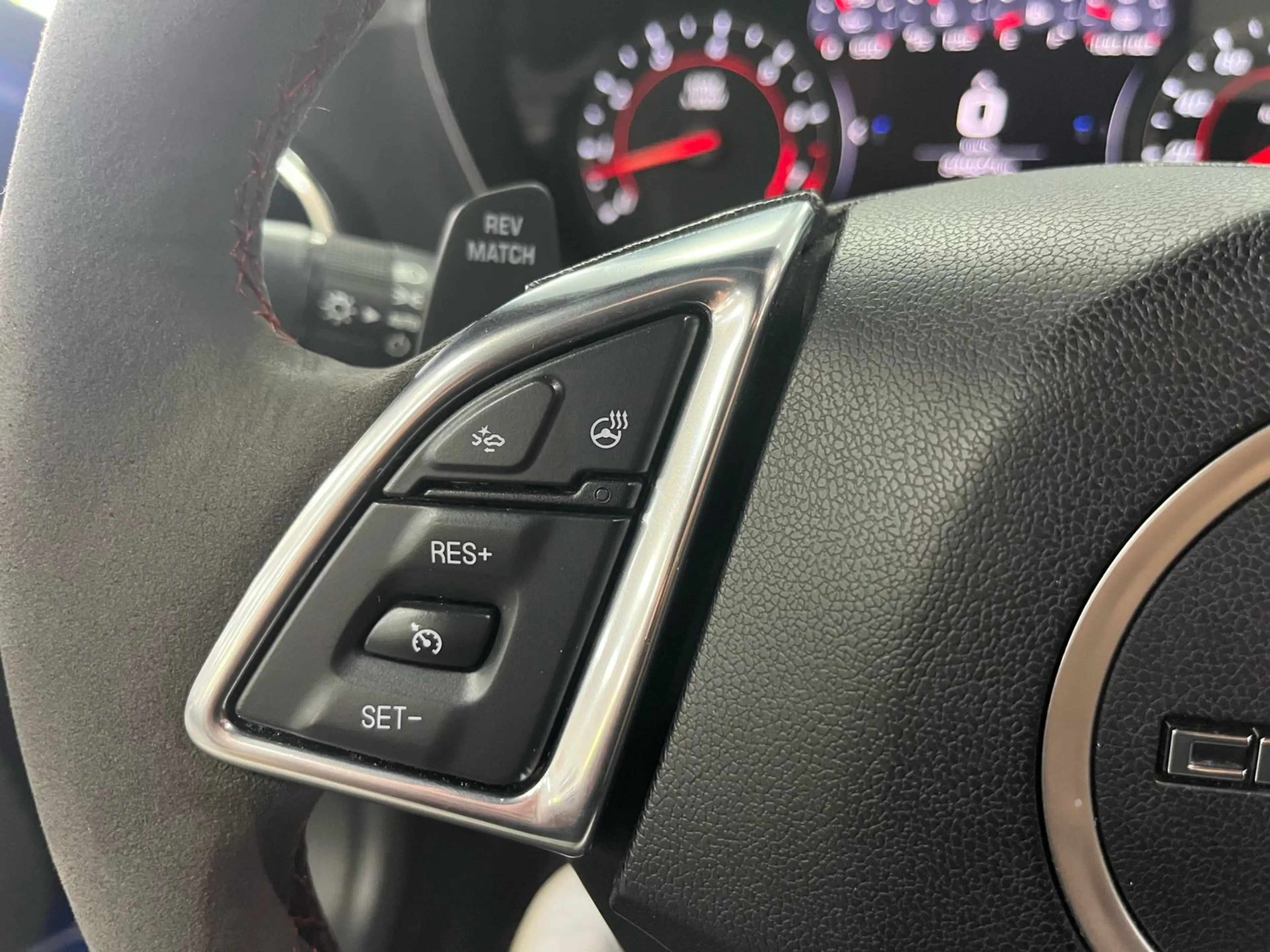 Chevrolet Camaro ZL1 1LE Schalter/KAMERA/RECARO/HUD/Sitzbelüftung — photo 12
