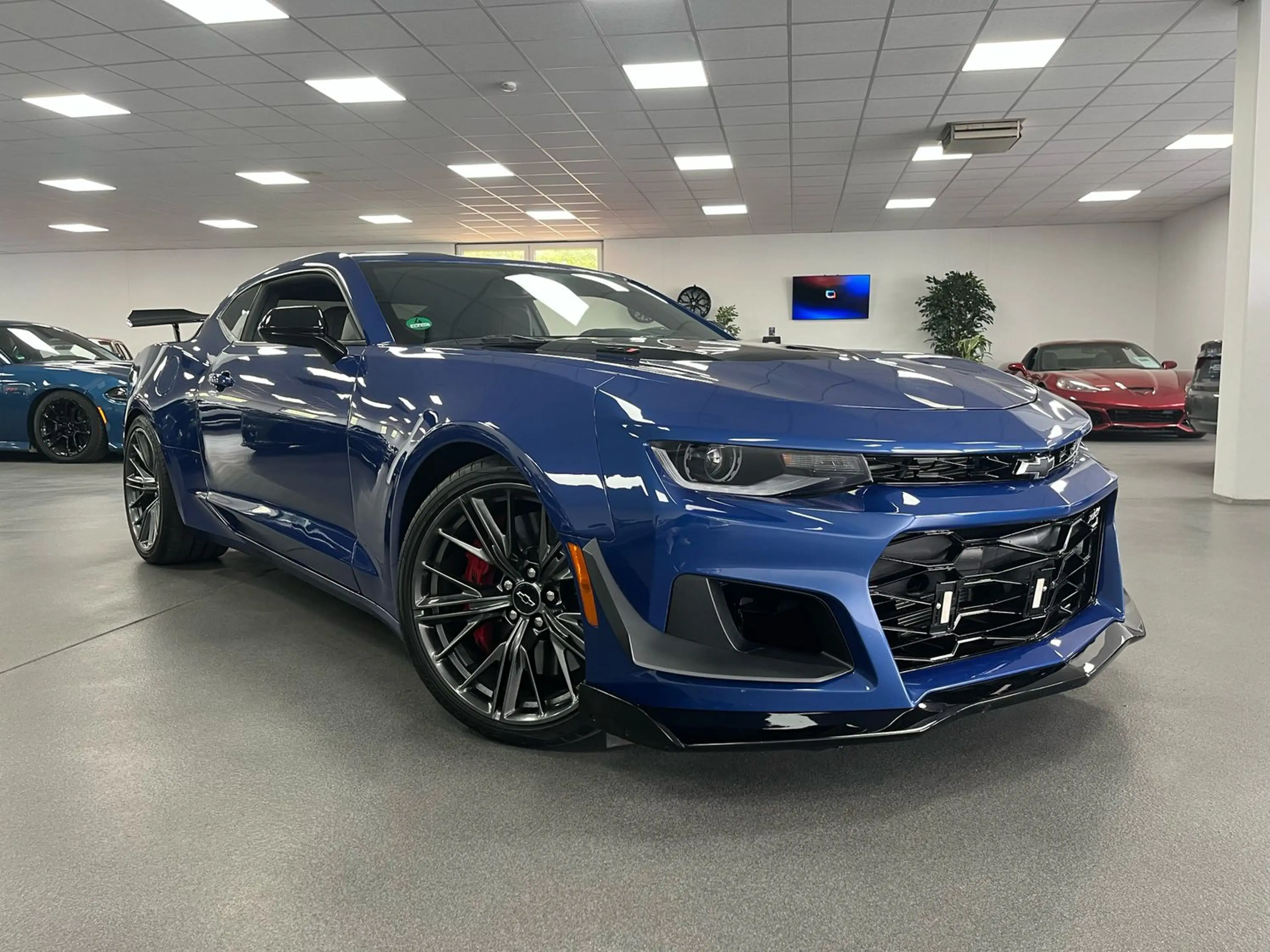 Chevrolet Camaro ZL1 1LE Schalter/KAMERA/RECARO/HUD/Sitzbelüftung — photo 3