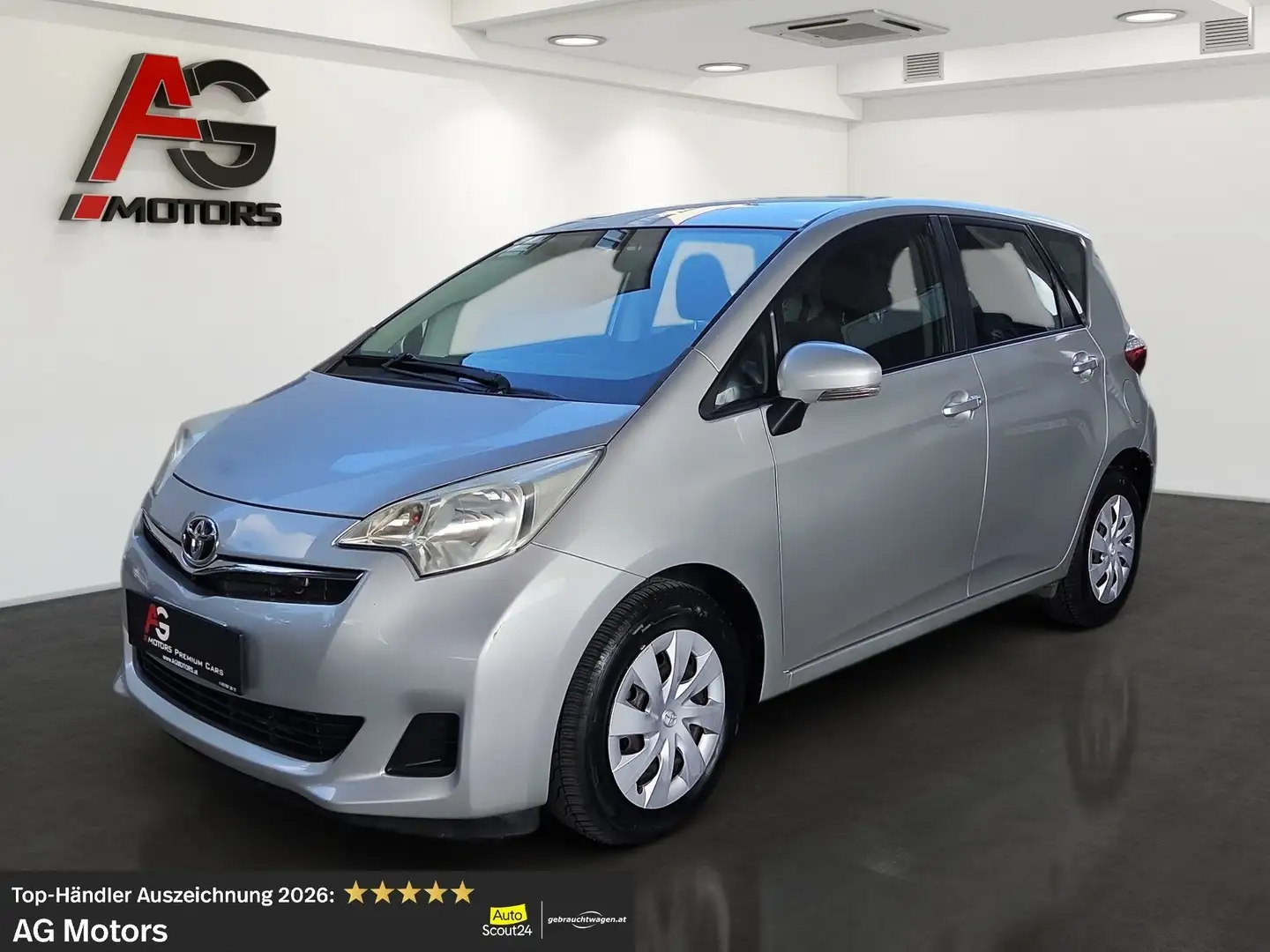 Toyota Verso-S 1,33 dVVT-i Active Aut. Weiß - 1