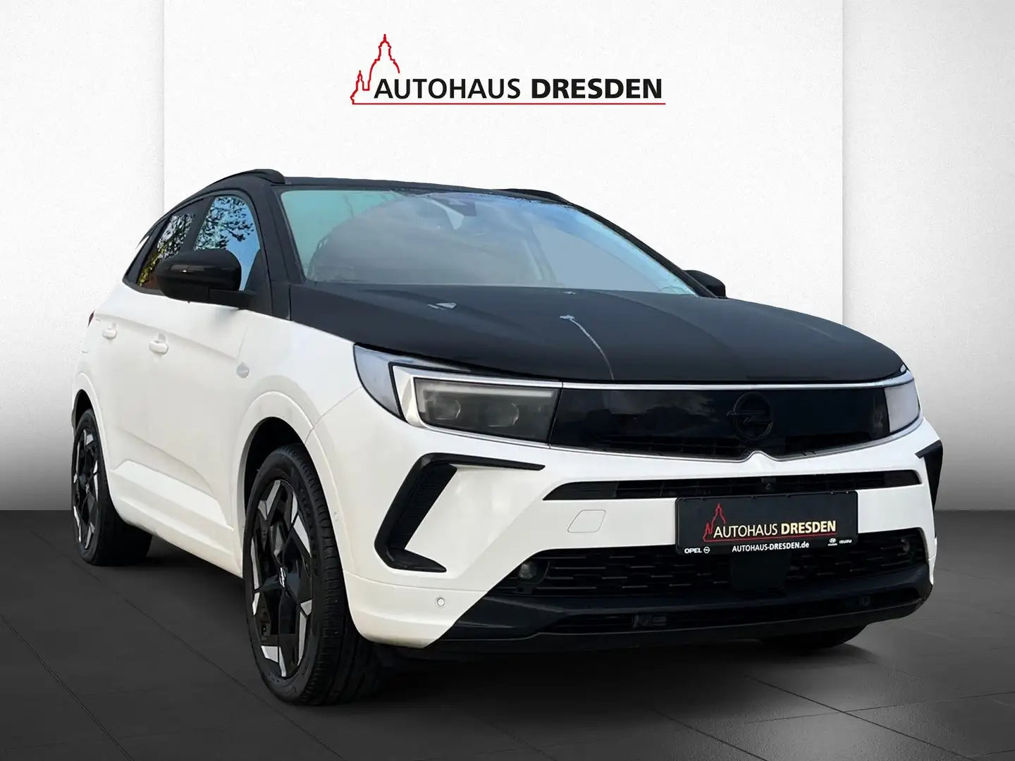Opel Grandland 1.6 Turbo GSe 4 ACC+LED+Navi+SHZ Weiß - 2