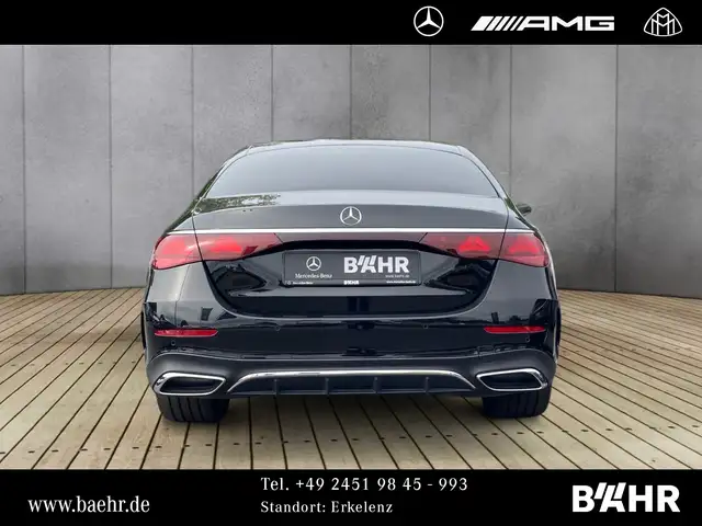 Mercedes-Benz E-Class view 8