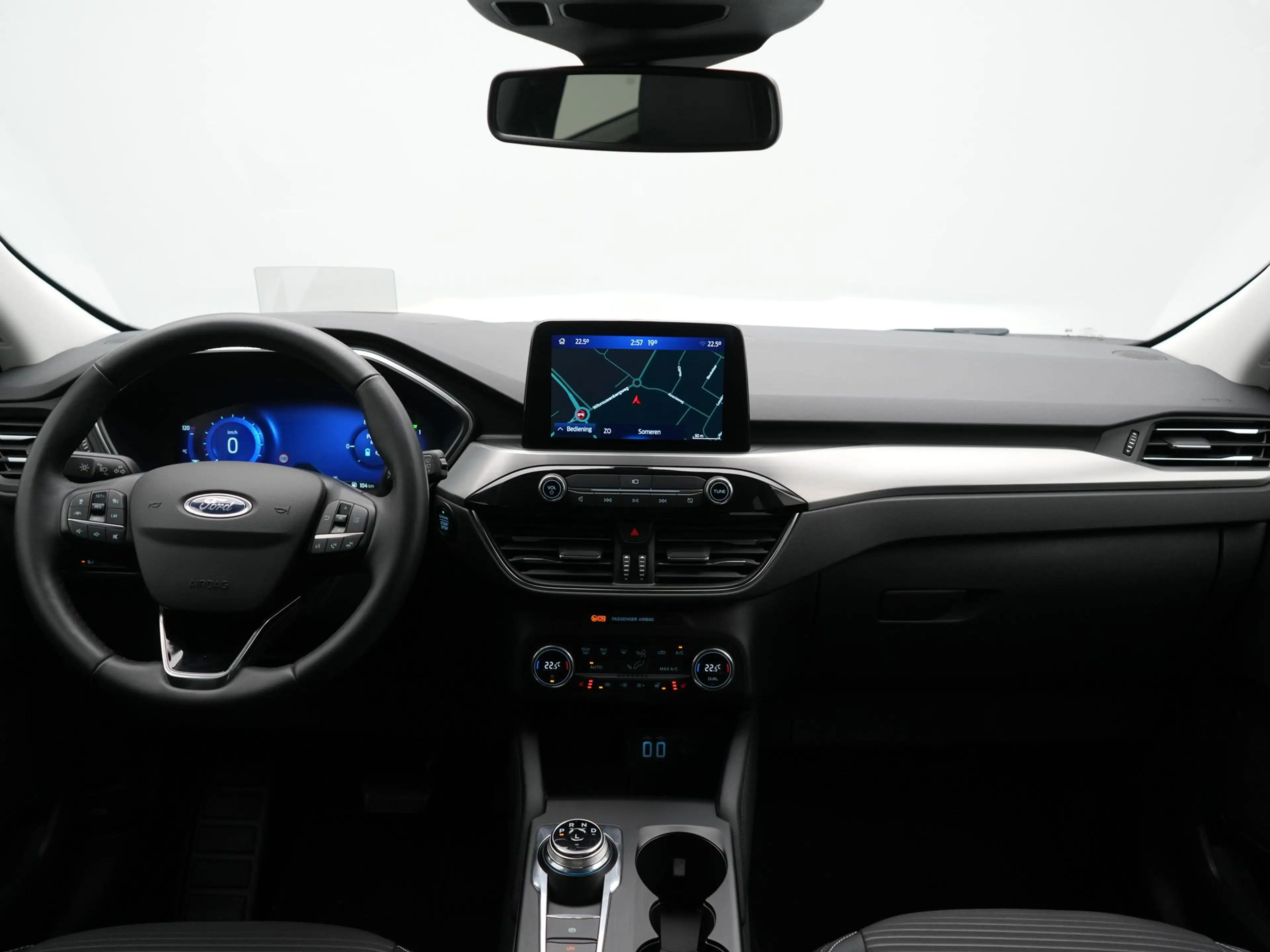 Ford Kuga 2.5 PHEV Titanium X 225pk Dealer O.H. | Trekhaak A — photo 17