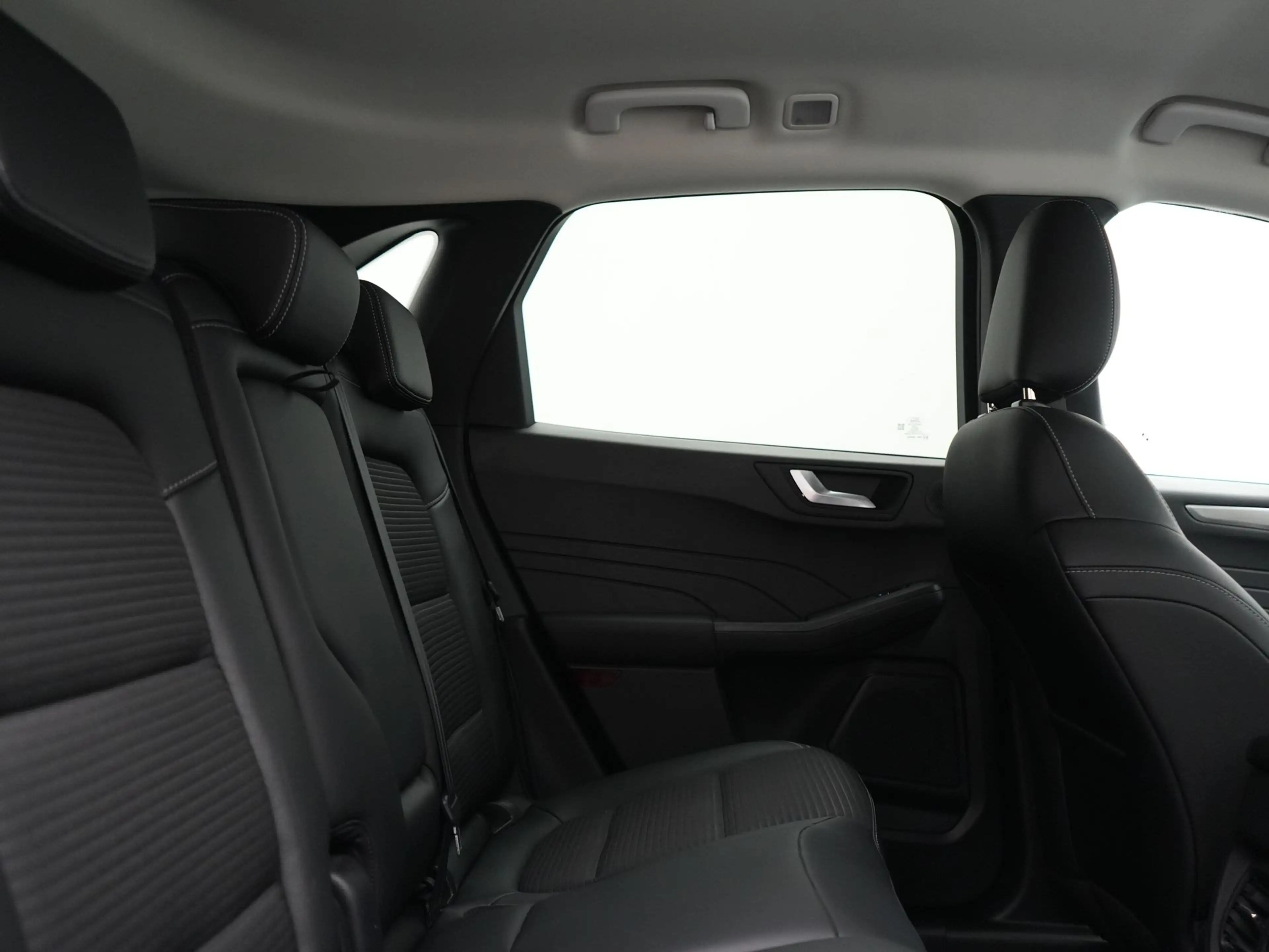 Ford Kuga 2.5 PHEV Titanium X 225pk Dealer O.H. | Trekhaak A — photo 7