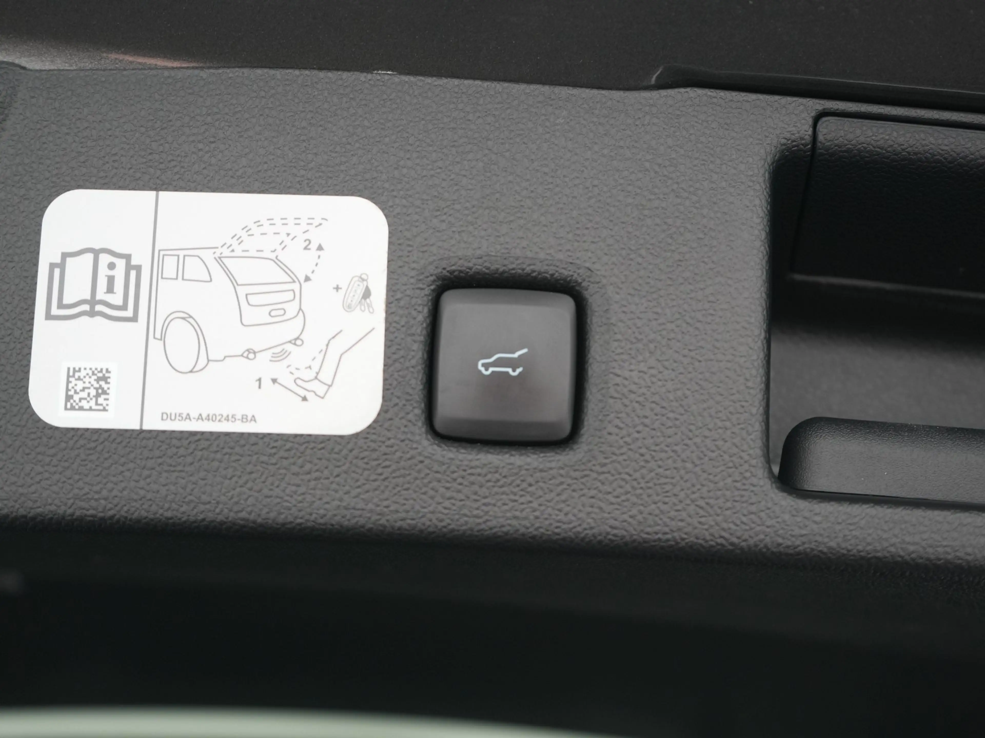 Ford Kuga 2.5 PHEV Titanium X 225pk Dealer O.H. | Trekhaak A — photo 40