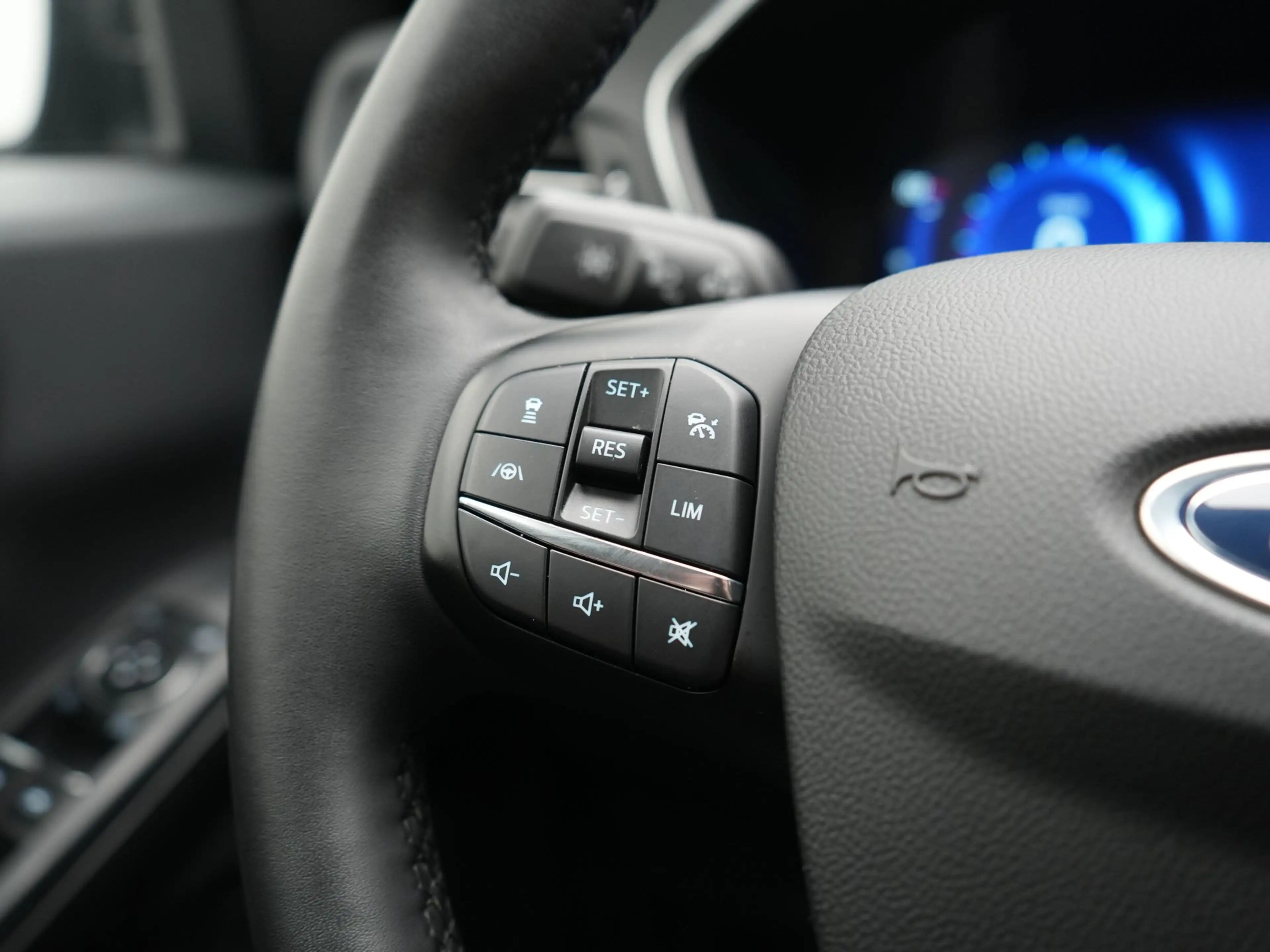 Ford Kuga 2.5 PHEV Titanium X 225pk Dealer O.H. | Trekhaak A — photo 29