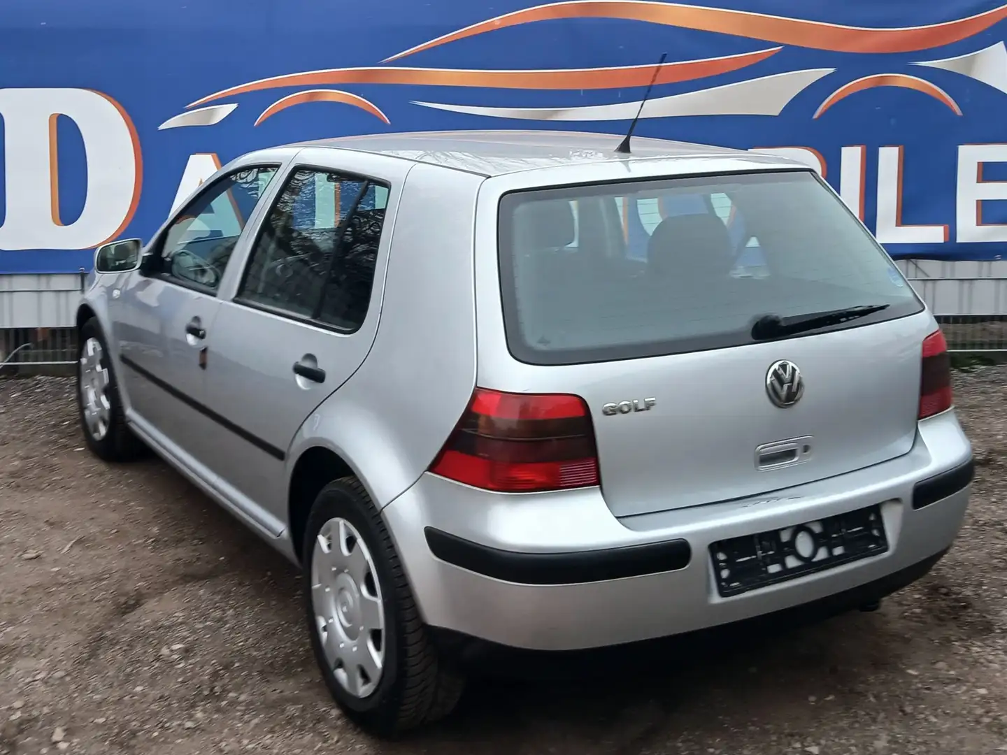 Volkswagen Golf 1.4 Comfortline *1.HAND*KLIMA*HU/TÜV* Argent - 2
