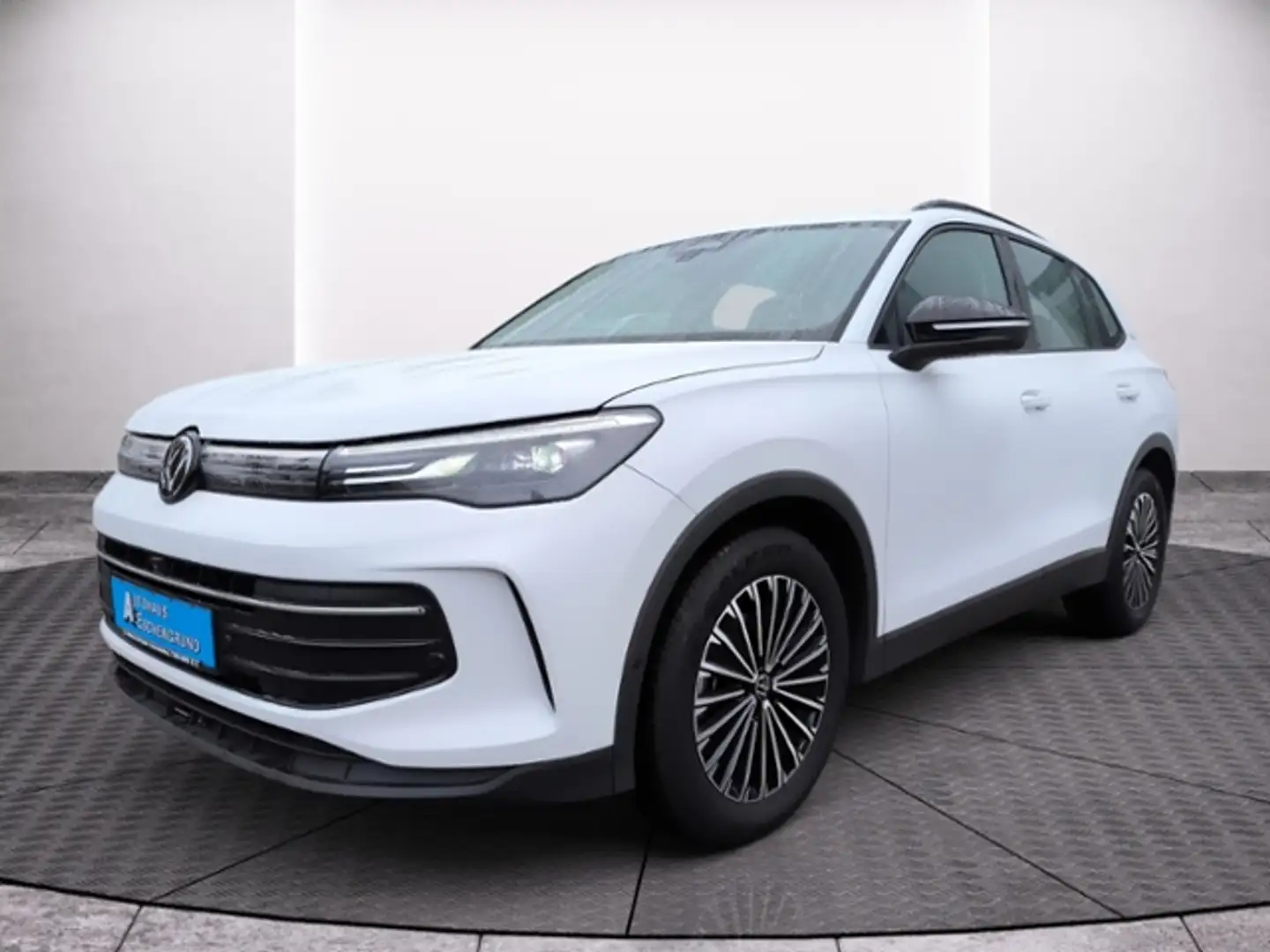 Volkswagen Tiguan 1.5 eTSI OPF DSG Goal ACC LED NAVI AREA VIEW AHK Weiß - 2