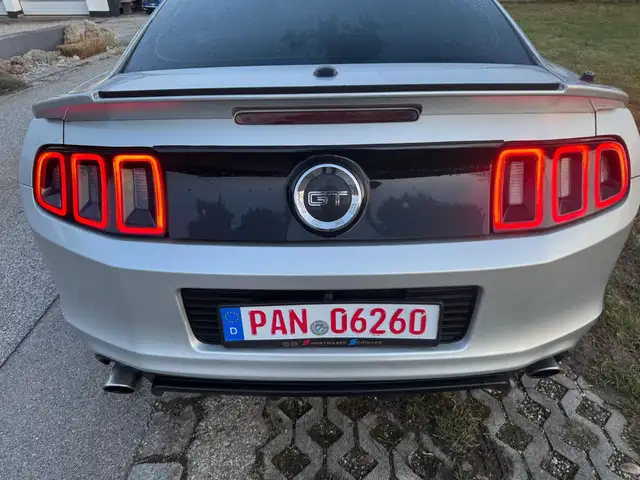 Ford Mustang GT-V8  5.0 *JLT*LEDER*