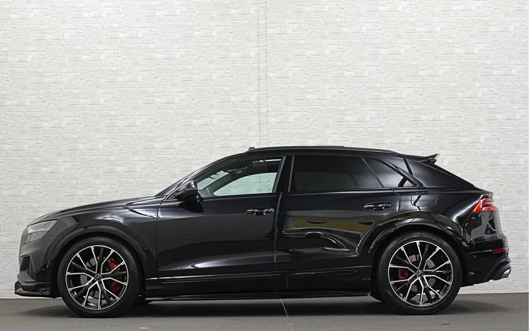 Audi Q8 60 TFSI e 462pk S-Line Competition | RS-Seats | 36 Noir - 2