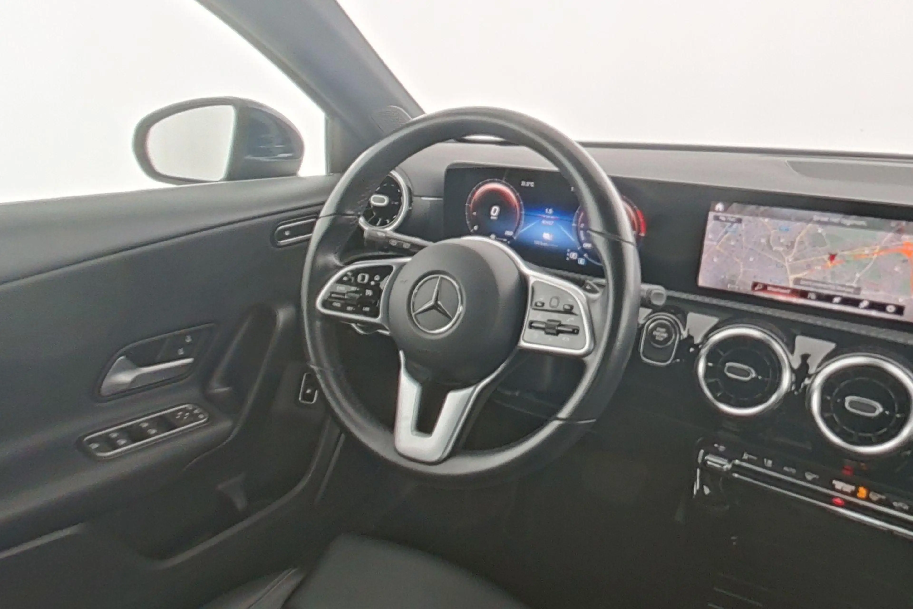 Mercedes-Benz A 250 e Business Solution 250 e Business Line — photo 13